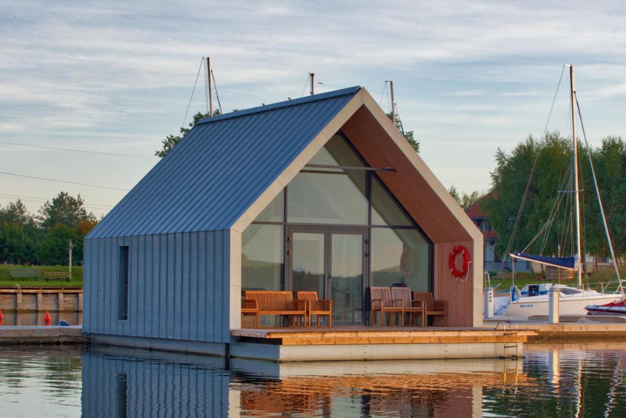 Hotel Joseph Conrad Pisz Buitenkant foto