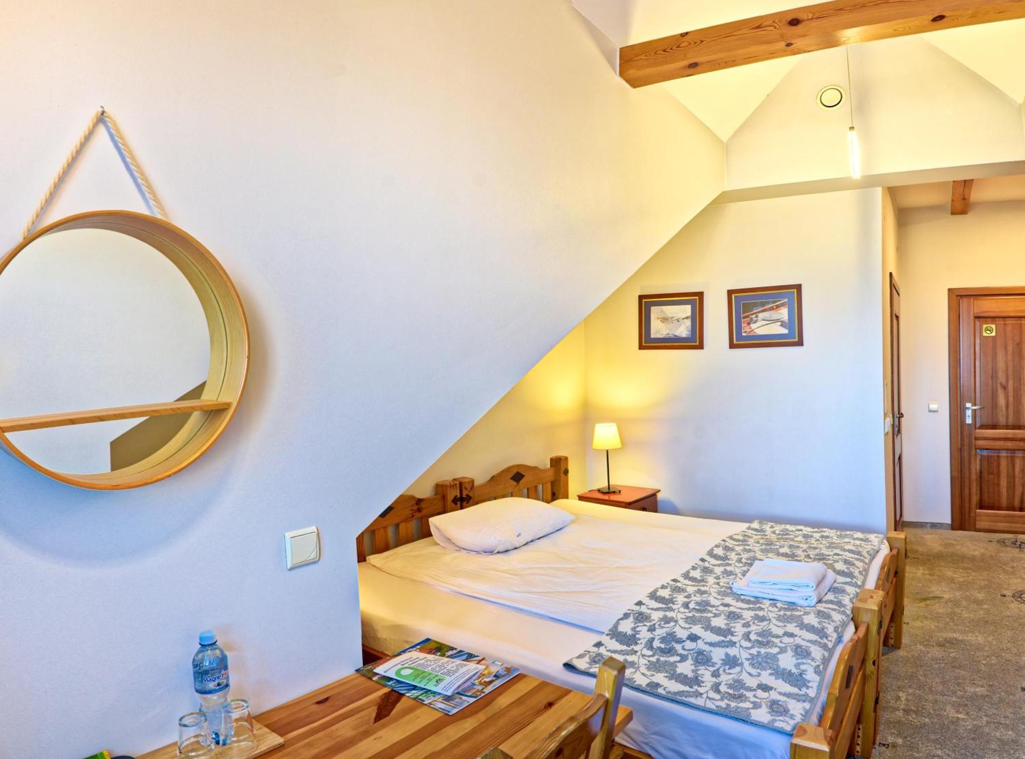 Hotel Joseph Conrad Pisz Buitenkant foto