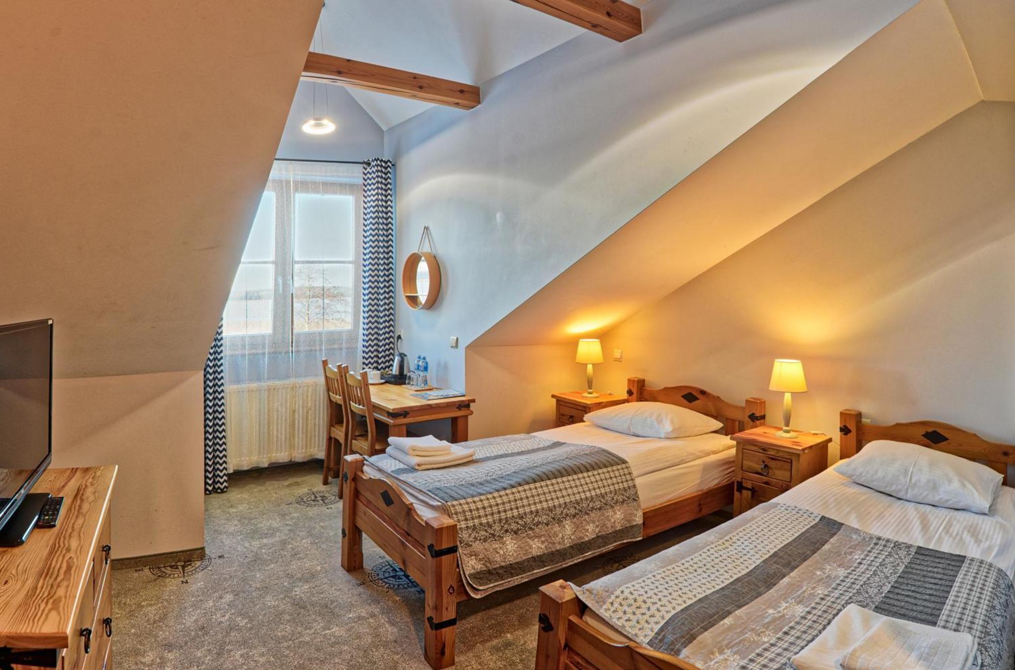 Hotel Joseph Conrad Pisz Buitenkant foto
